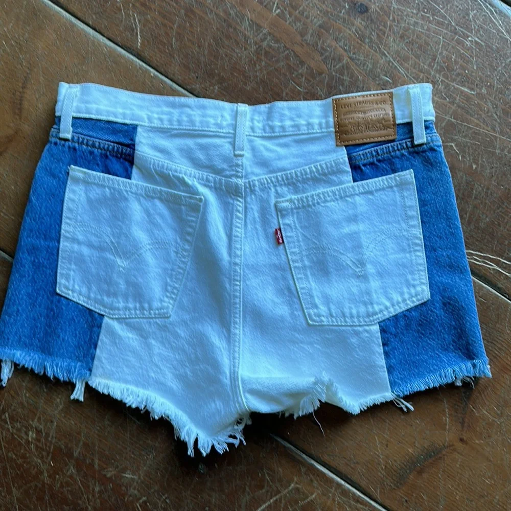levi Short - Picture 4 of 4